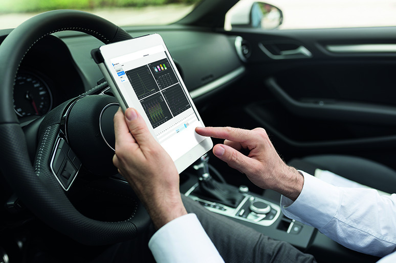 KiBox2在车载测试中通过最优化连接WLAN、GPS及创新连接功能随时激活用户指南及声音控制。